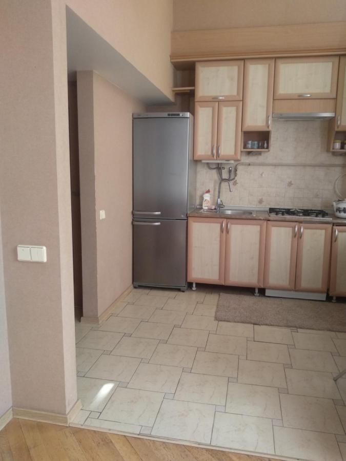 Apartament Центр, Євгена Коновальця, 3 Łuck Zewnętrze zdjęcie